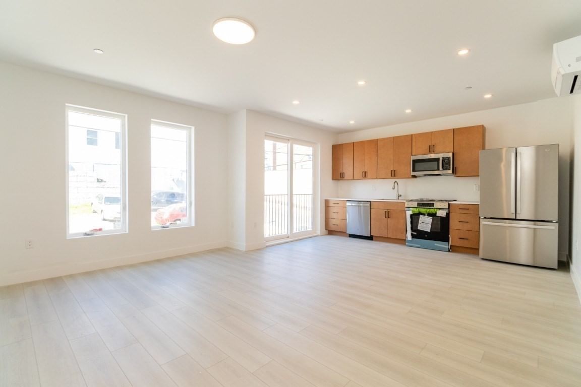 150 Williams #14, Chelsea, MA 02150 photo 4