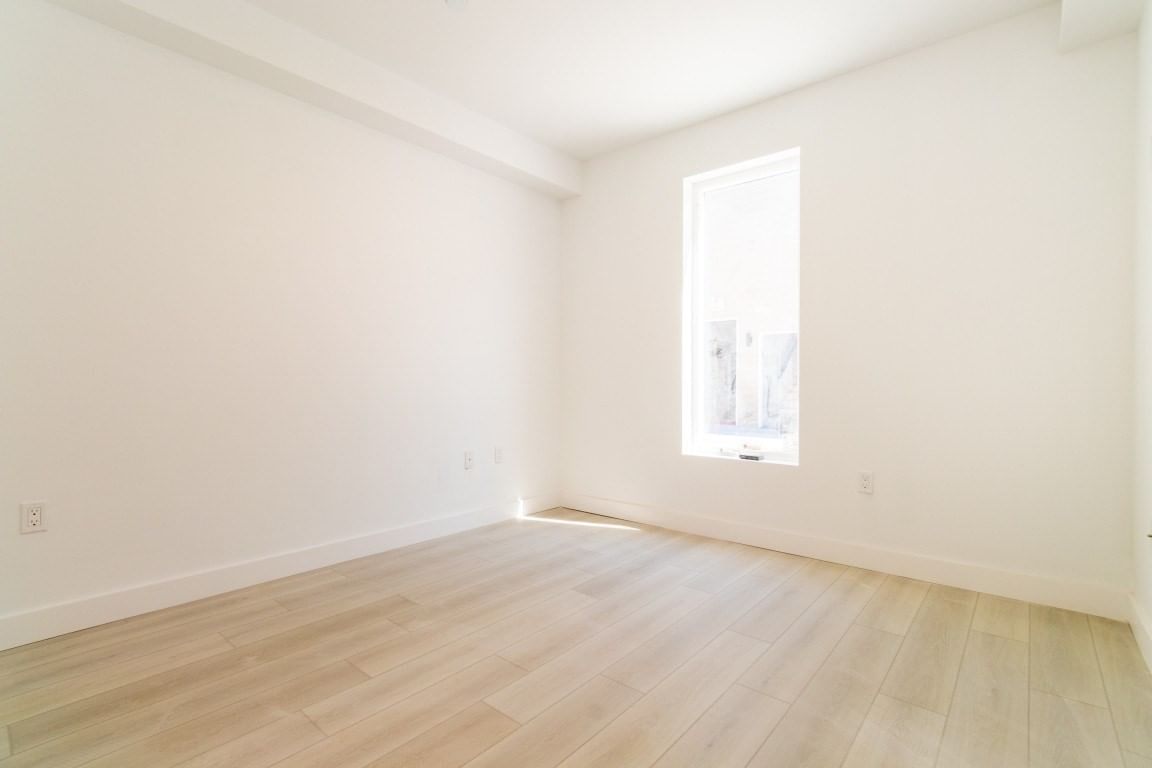 150 Williams #14 Chelsea — Photo 5 of 15