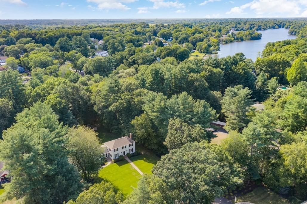 24 Edgemere Rd Lynnfield — Photo 2 of 42