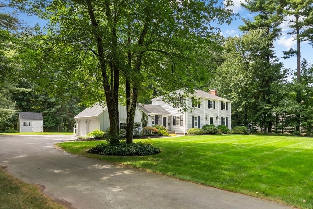 24 Edgemere Rd Lynnfield — Photo 3 of 42