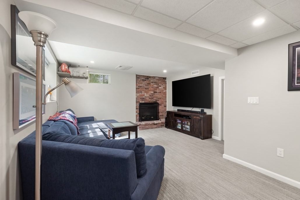 24 Edgemere Rd Lynnfield — Photo 32 of 42