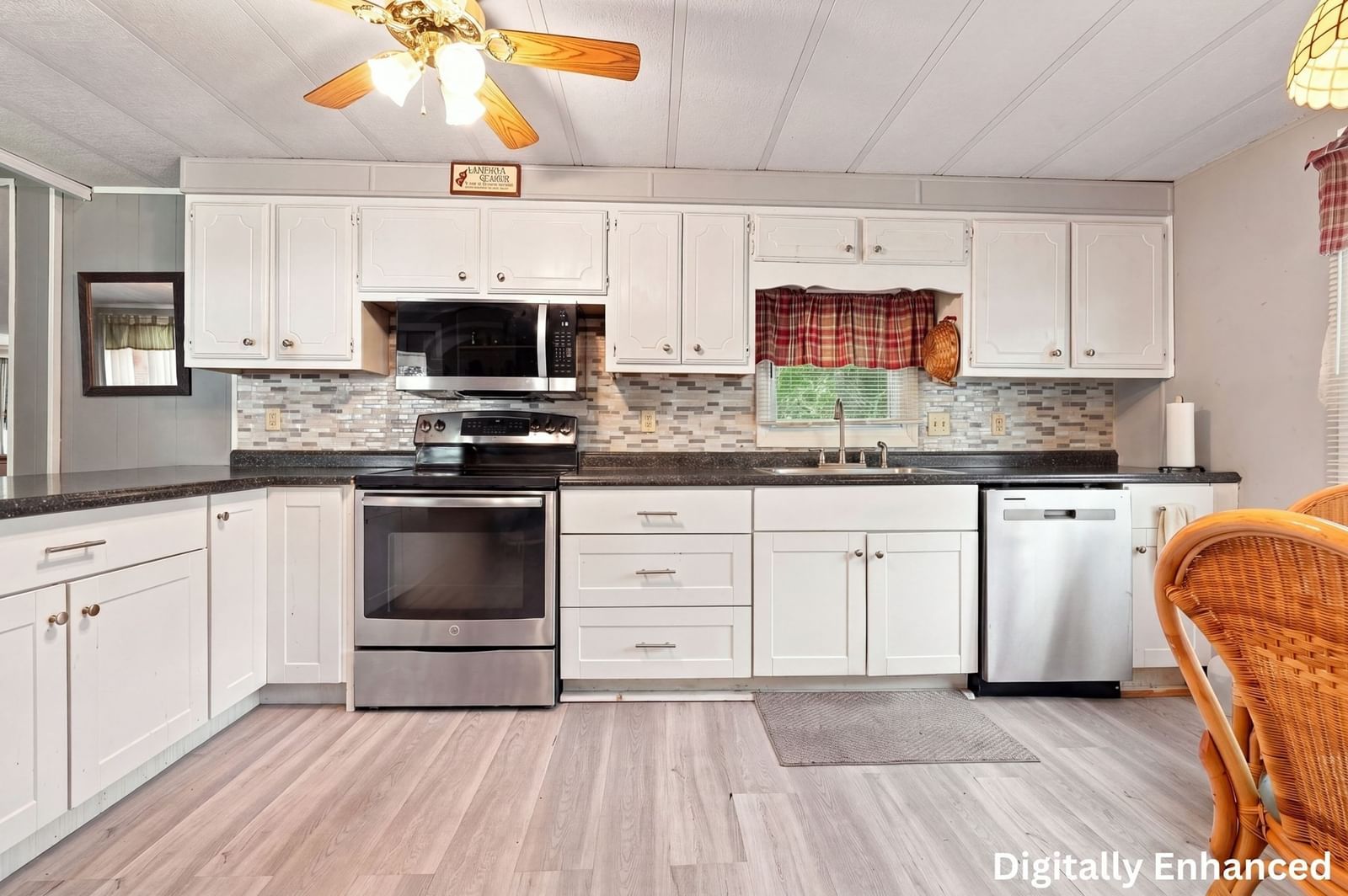 60 Longboat Dr Wareham — Photo 3 of 42