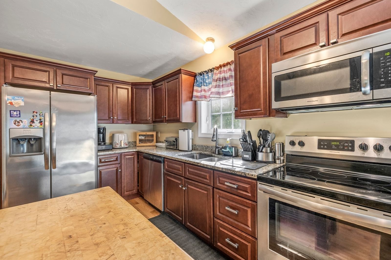 131 Adams Rd East Brookfield — Photo 12 of 36