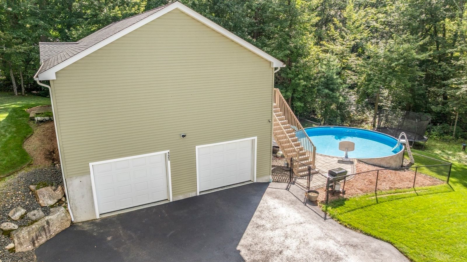 131 Adams Rd East Brookfield — Photo 5 of 36