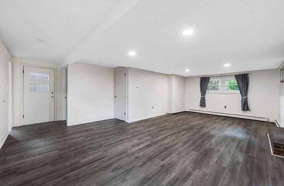 36 Roman Dr Shrewsbury — Photo 18 of 31