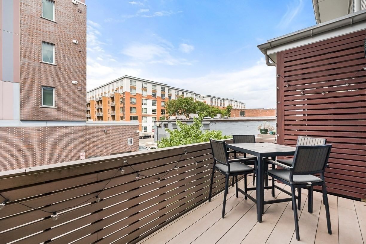 104 Liverpool St #104 Boston — Photo 19 of 38