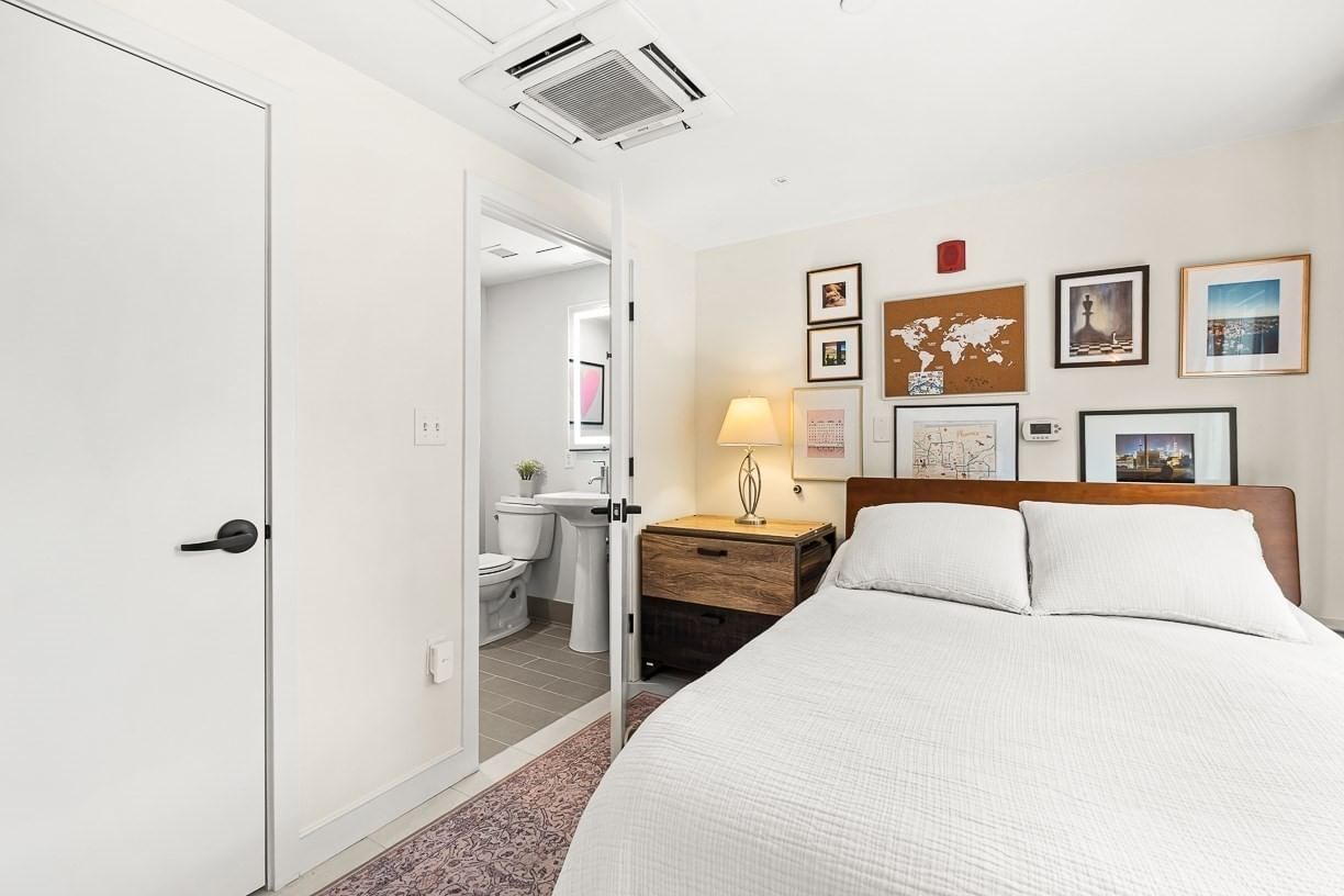 104 Liverpool St #104 Boston — Photo 7 of 38
