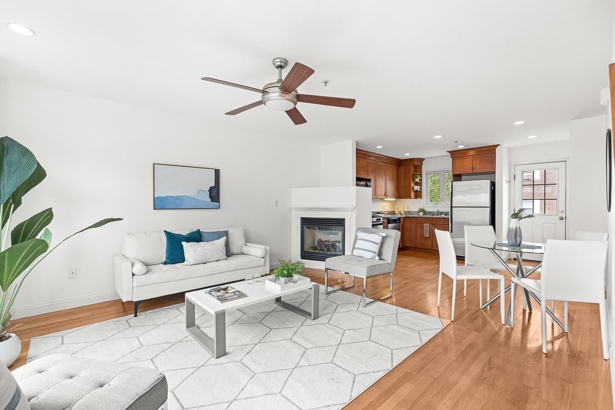 37 Pond St #1 Waltham — Photo 5 of 21