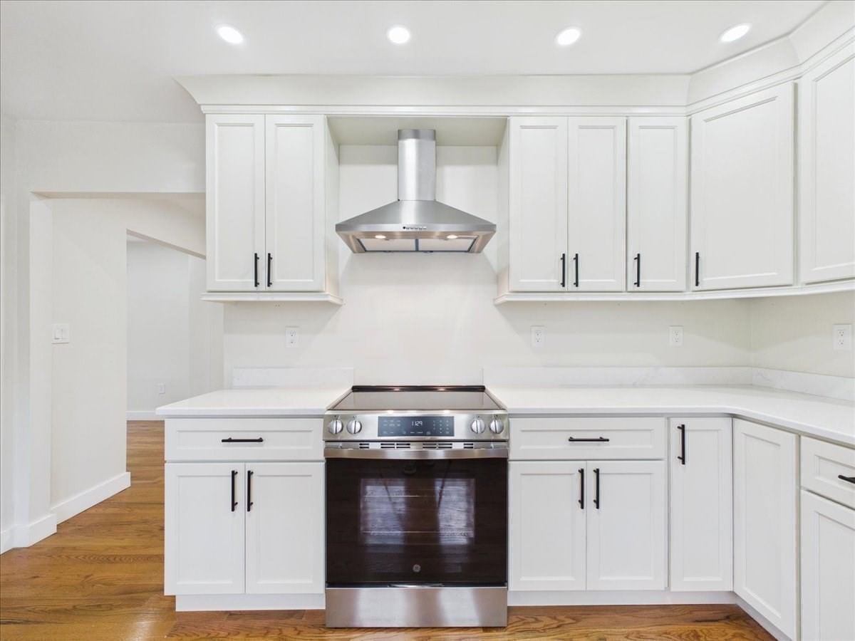 1544 Bridge St. Dracut — Photo 11 of 36