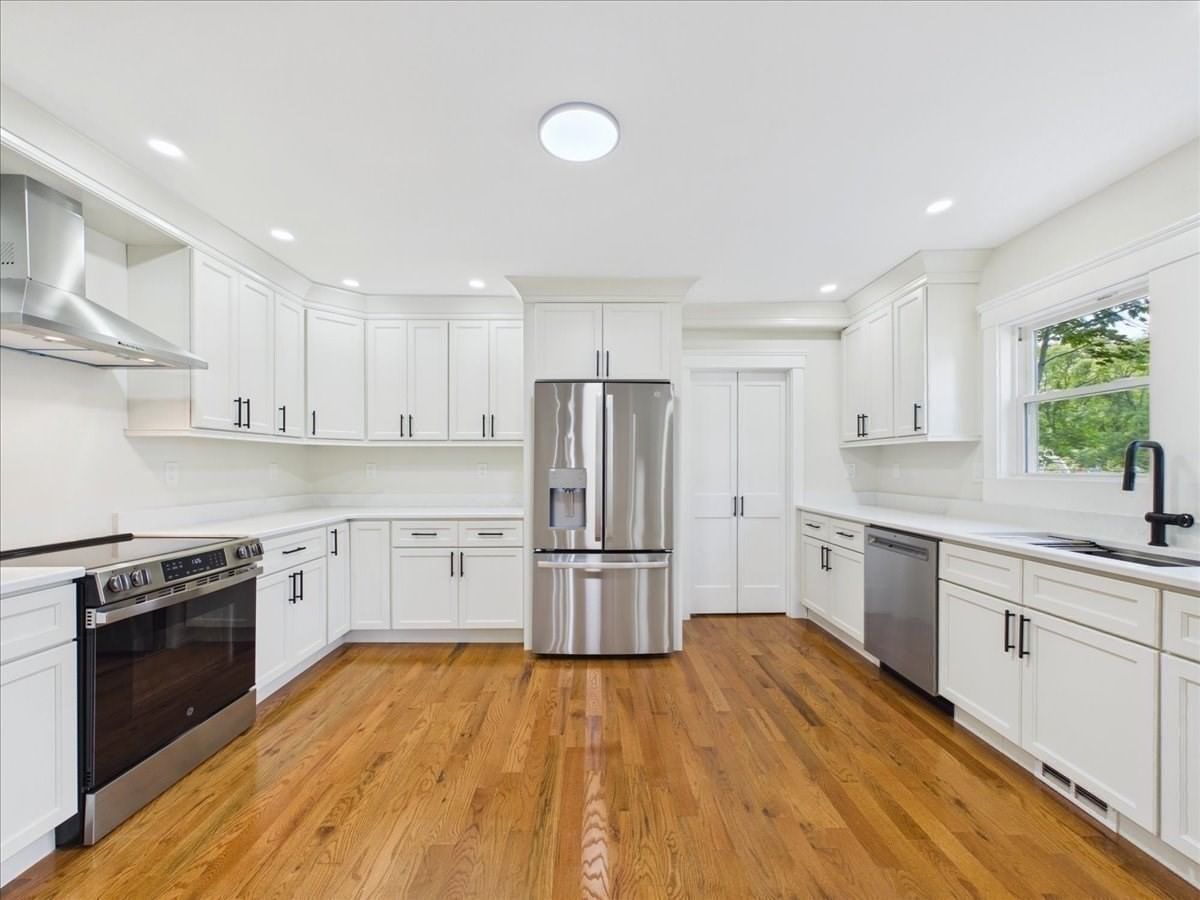 1544 Bridge St. Dracut — Photo 12 of 36