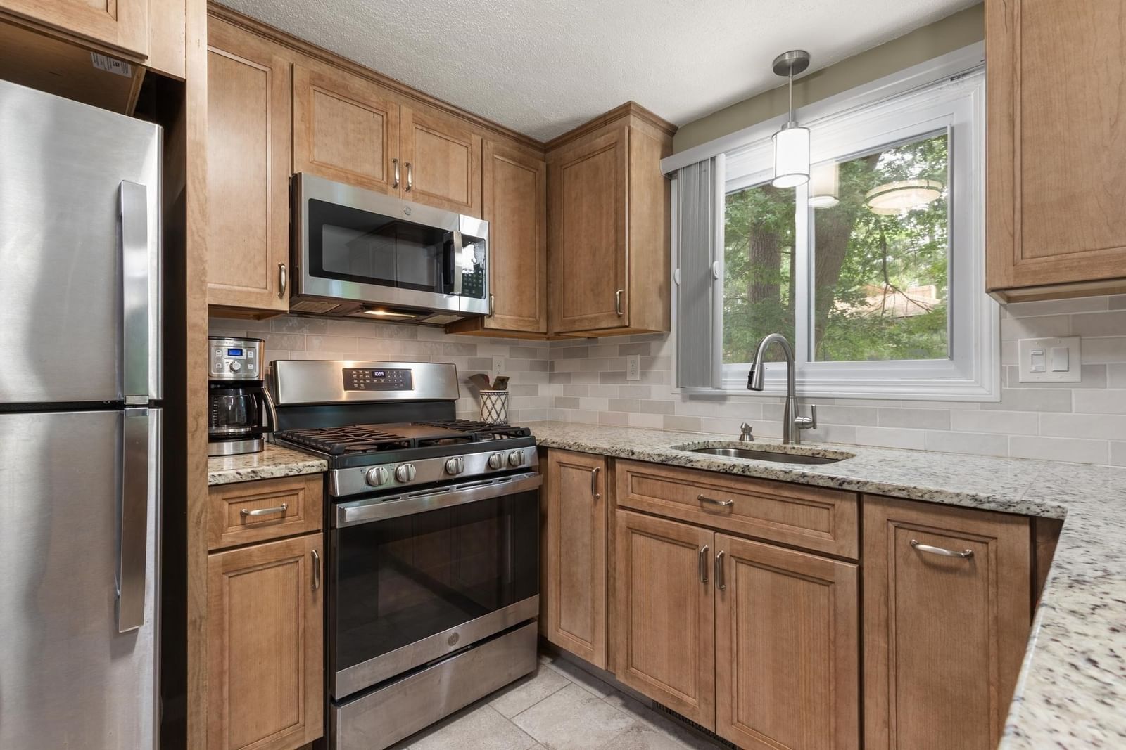 32 Frederick #3 Dracut — Photo 10 of 24