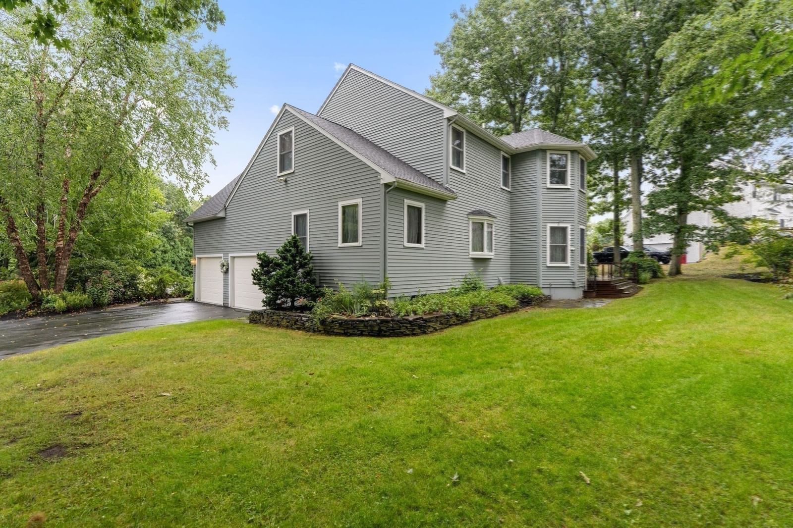 10 Holly Lane Beverly — Photo 39 of 40