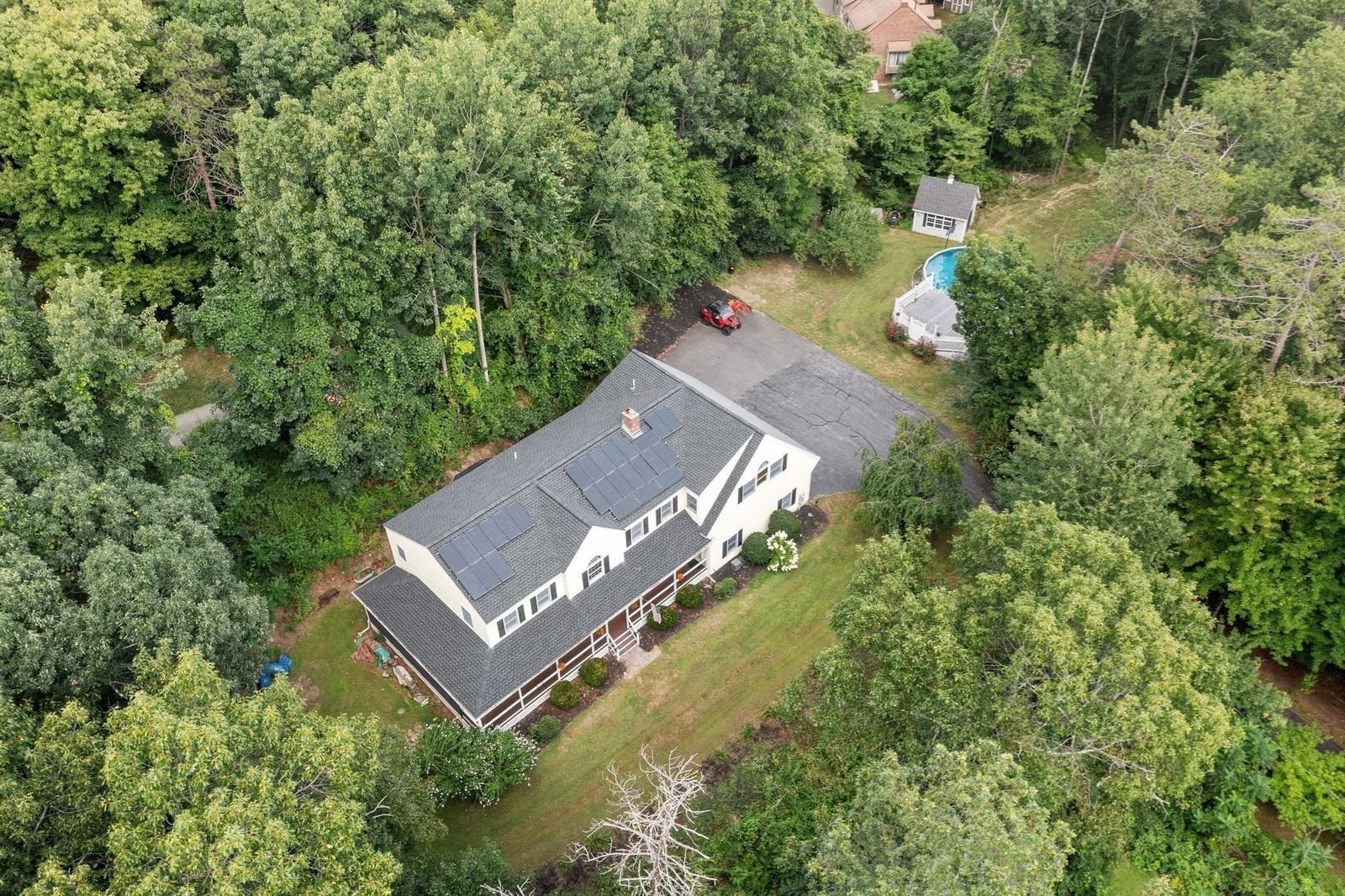 116 Island Rd Lunenburg — Photo 7 of 42