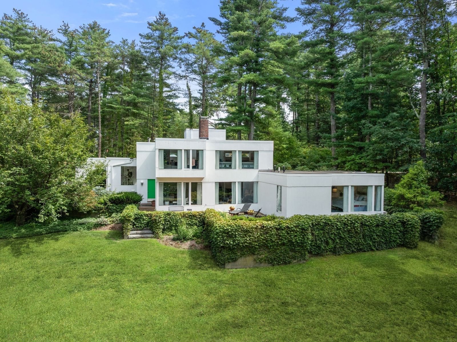 Property at 336 Deacon Haynes Rd, Concord, MA 01742