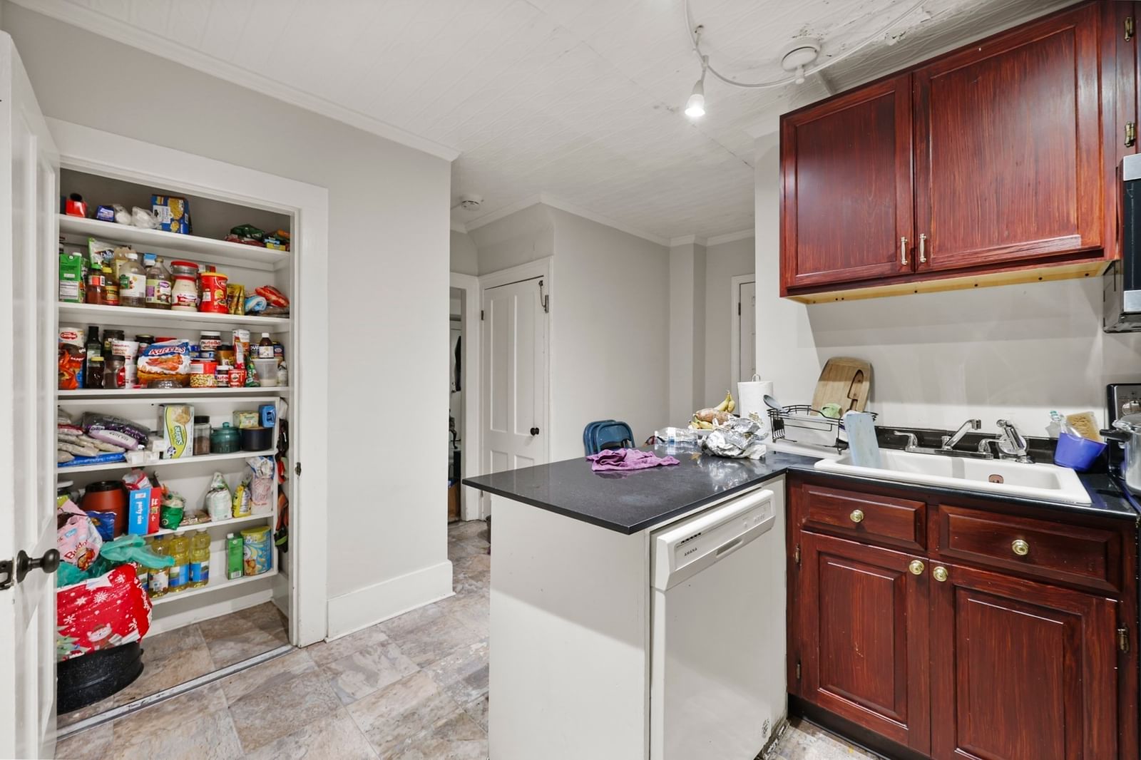 7-9 Goodrich St Pittsfield — Photo 4 of 23