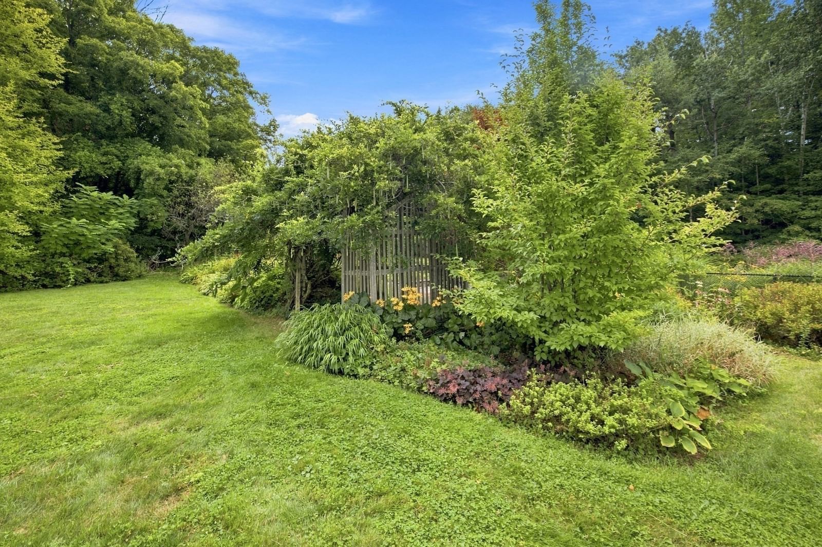 128 Leverett Rd Shutesbury — Photo 40 of 42