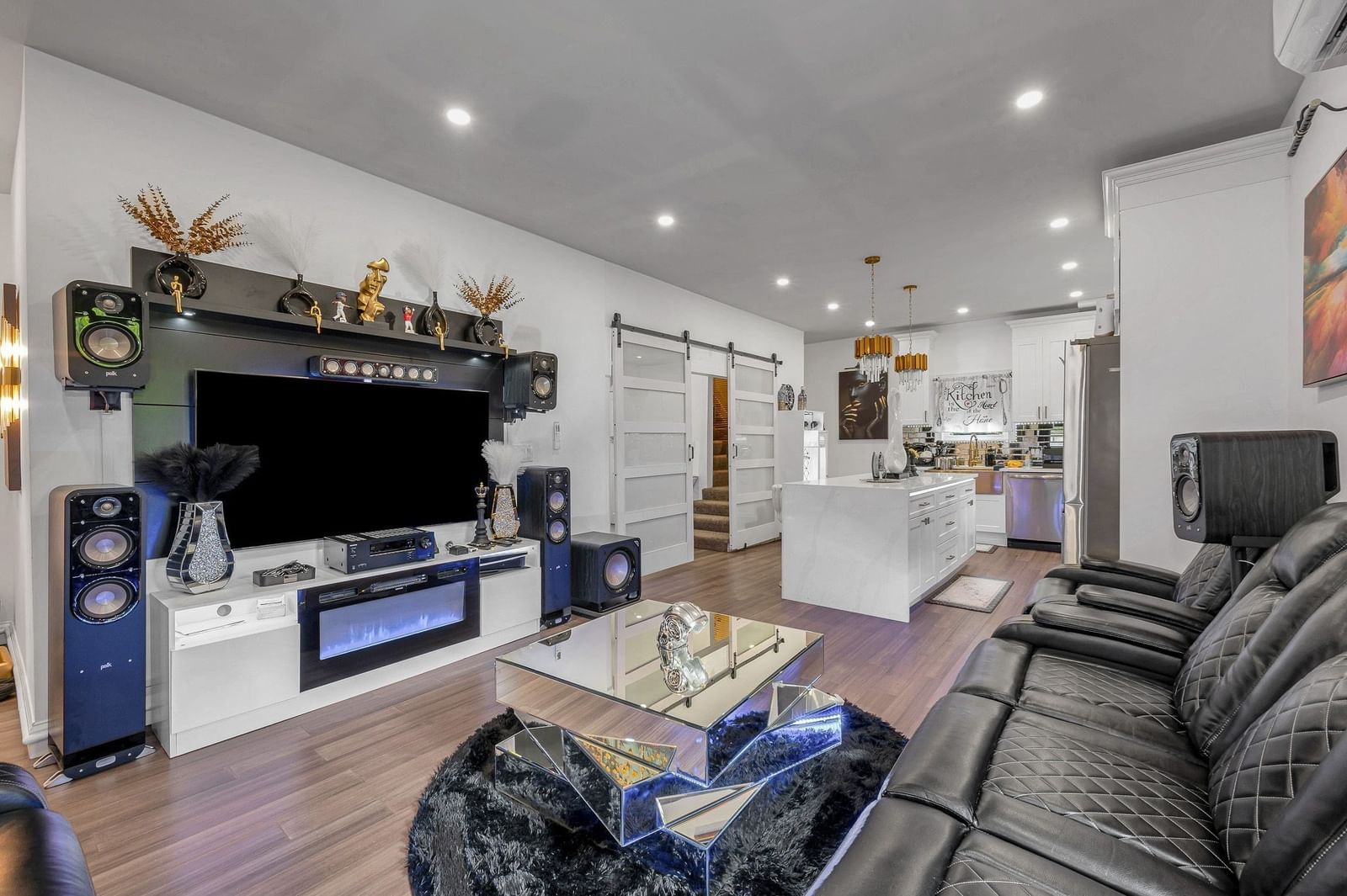 24 Rockaway Ct Lynn — Photo 3 of 30