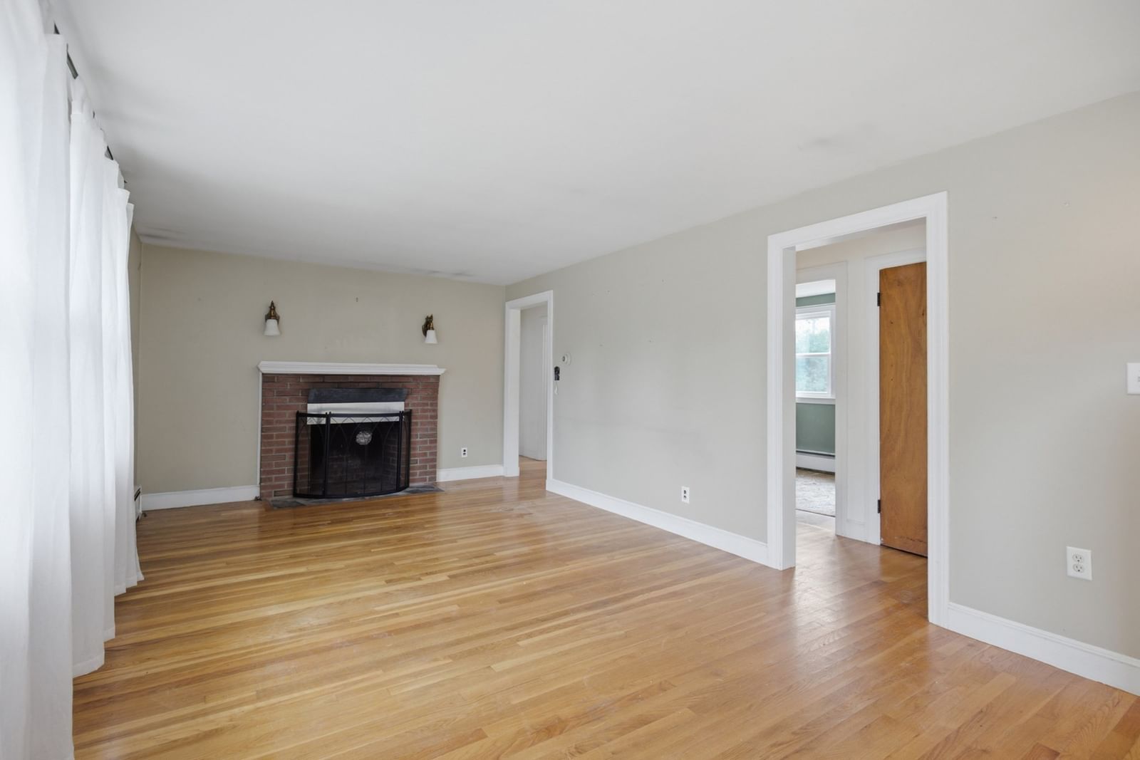 9 Felton Ln West Newbury — Photo 13 of 29