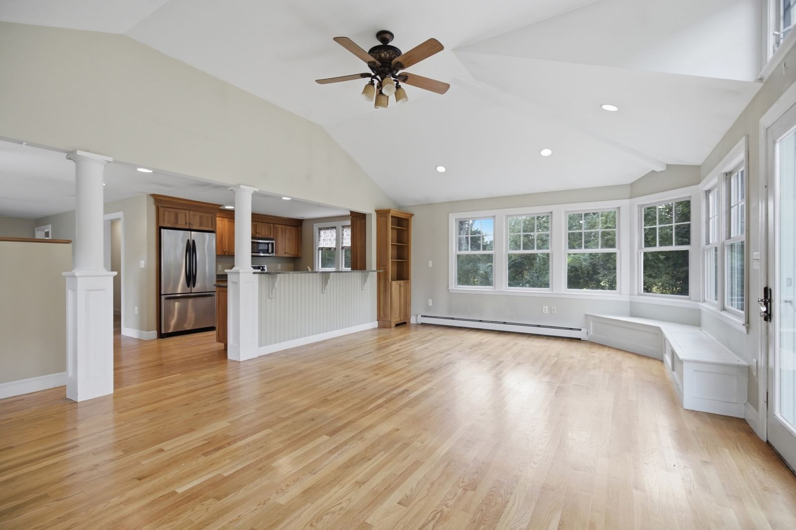 9 Felton Ln West Newbury — Photo 5 of 29