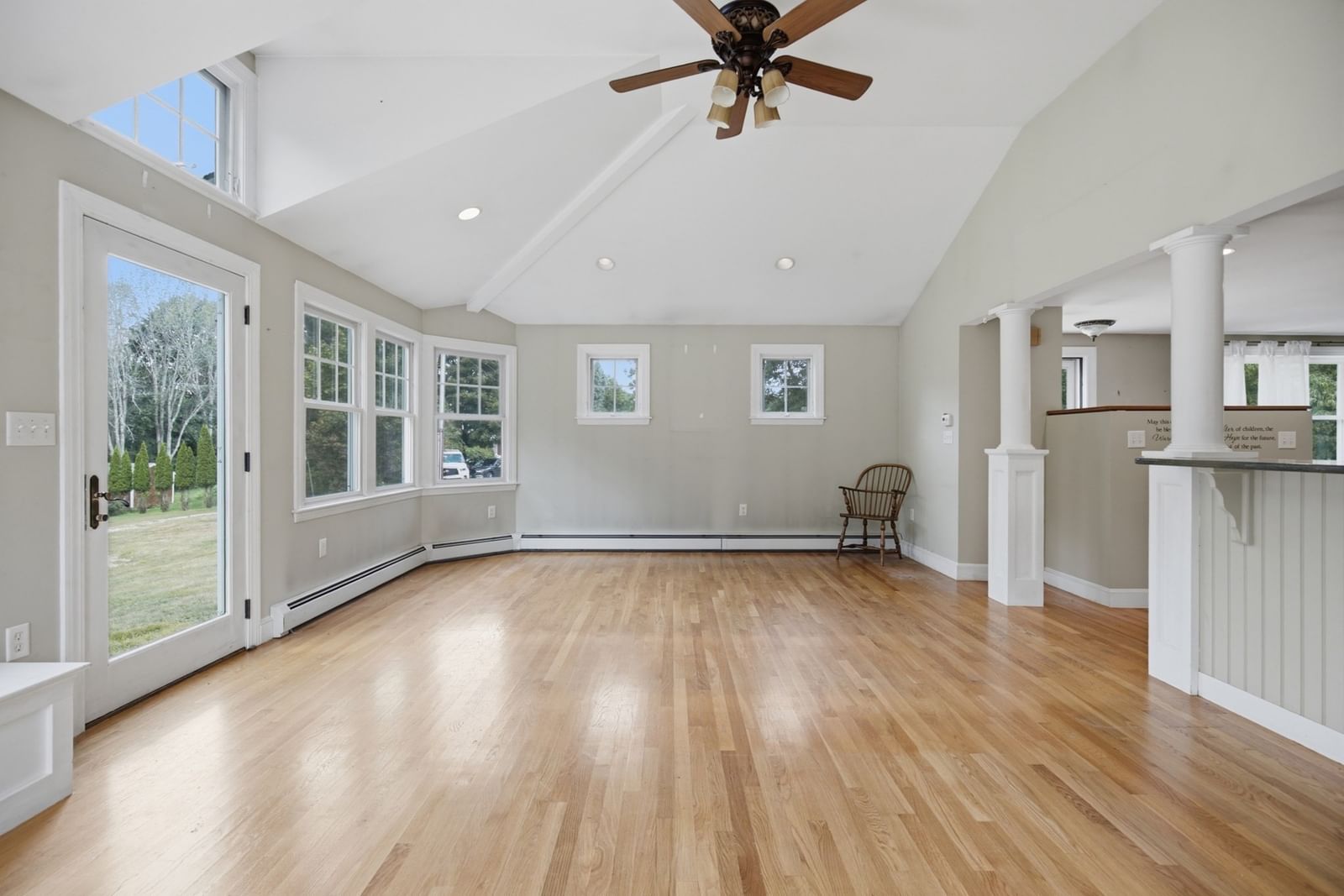9 Felton Ln West Newbury — Photo 6 of 29