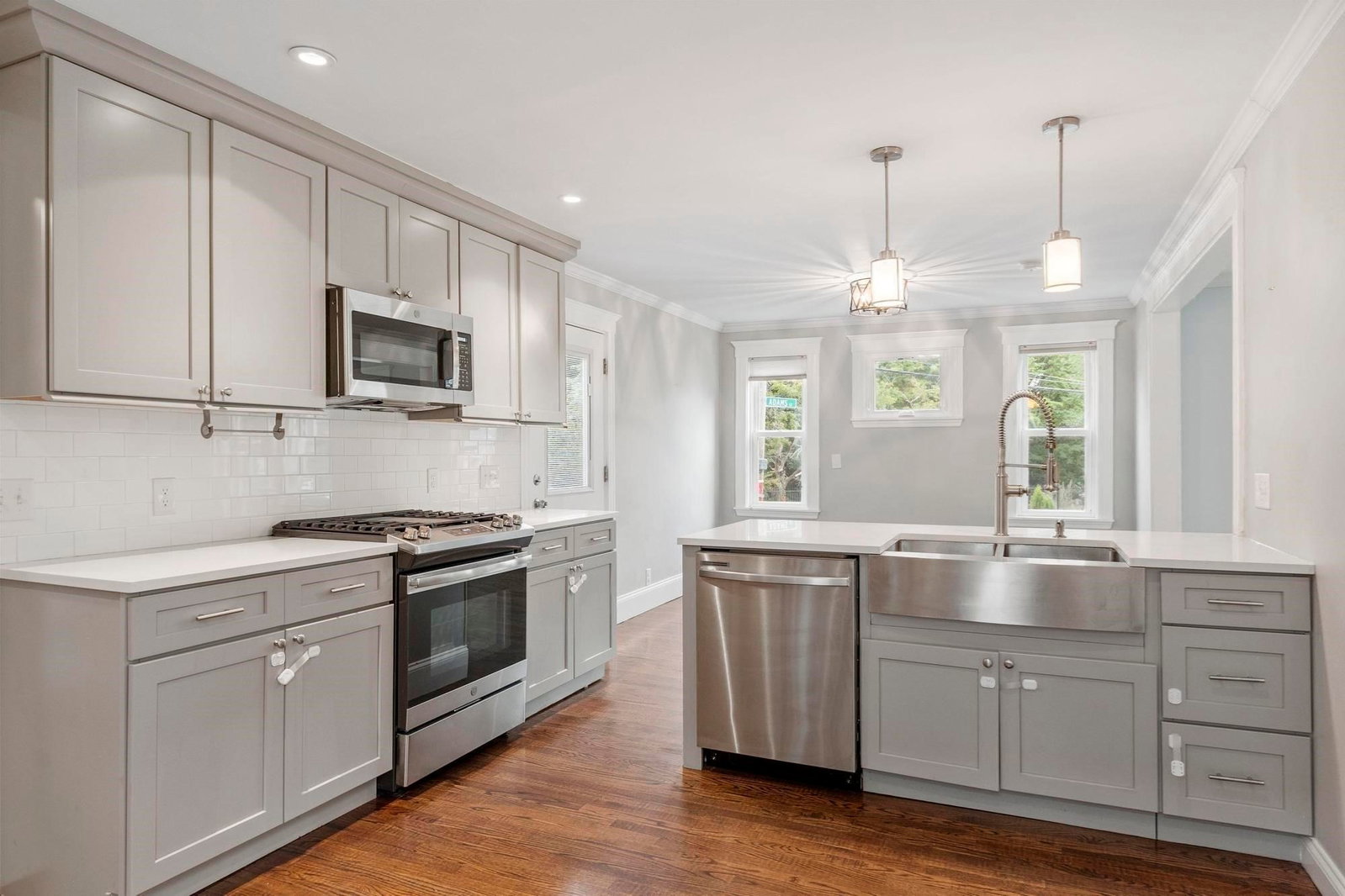 80 Hillsdale St Boston — Photo 7 of 24