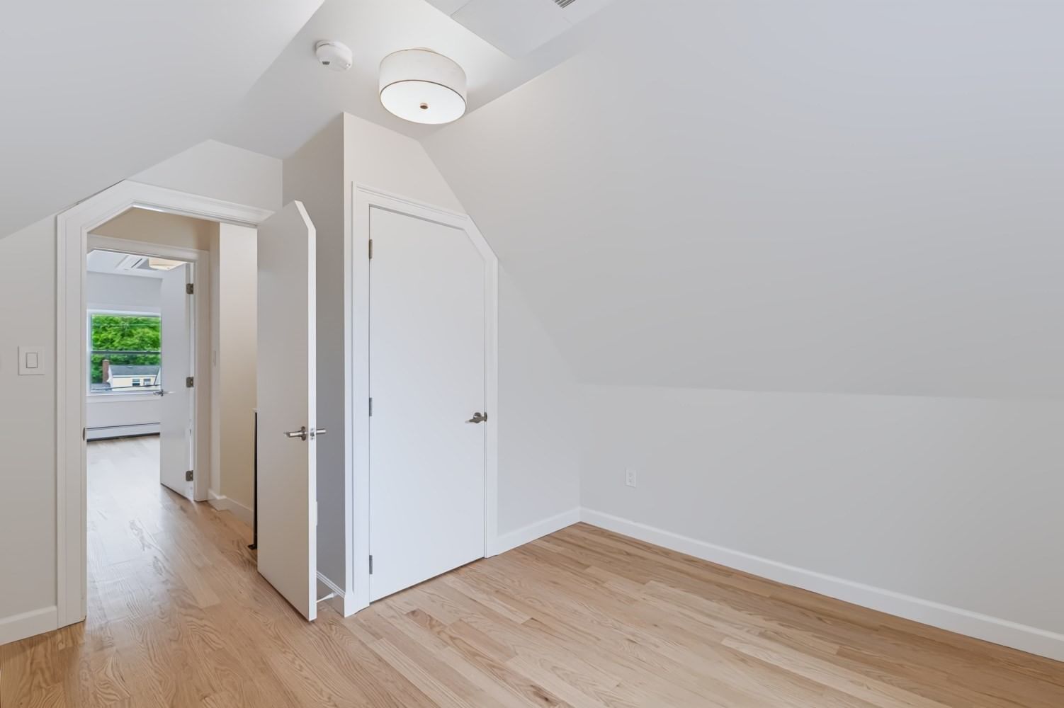 19 Charnock St #2 Beverly — Photo 28 of 41