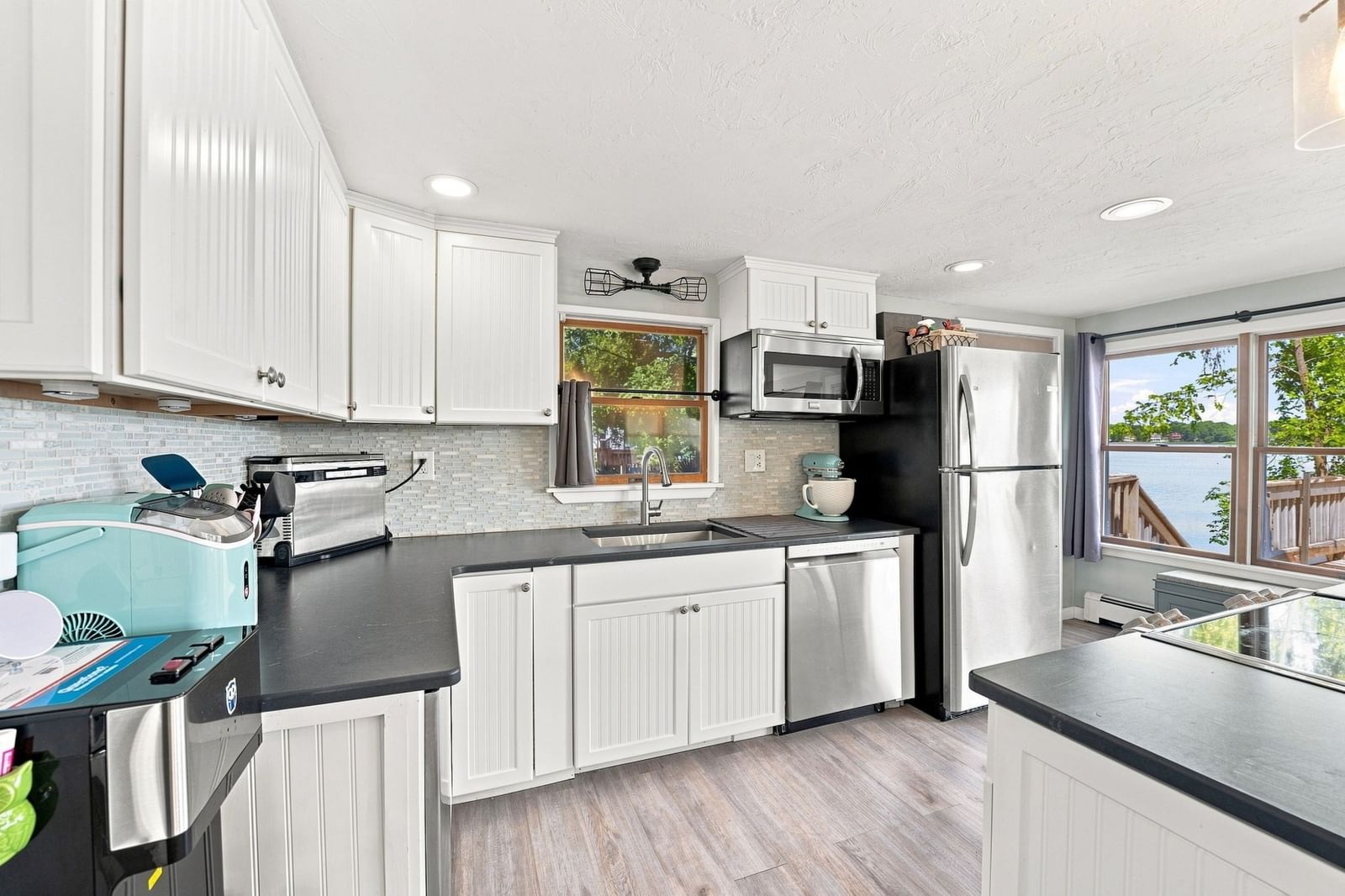 111 King Philip Rd Norton — Photo 14 of 42