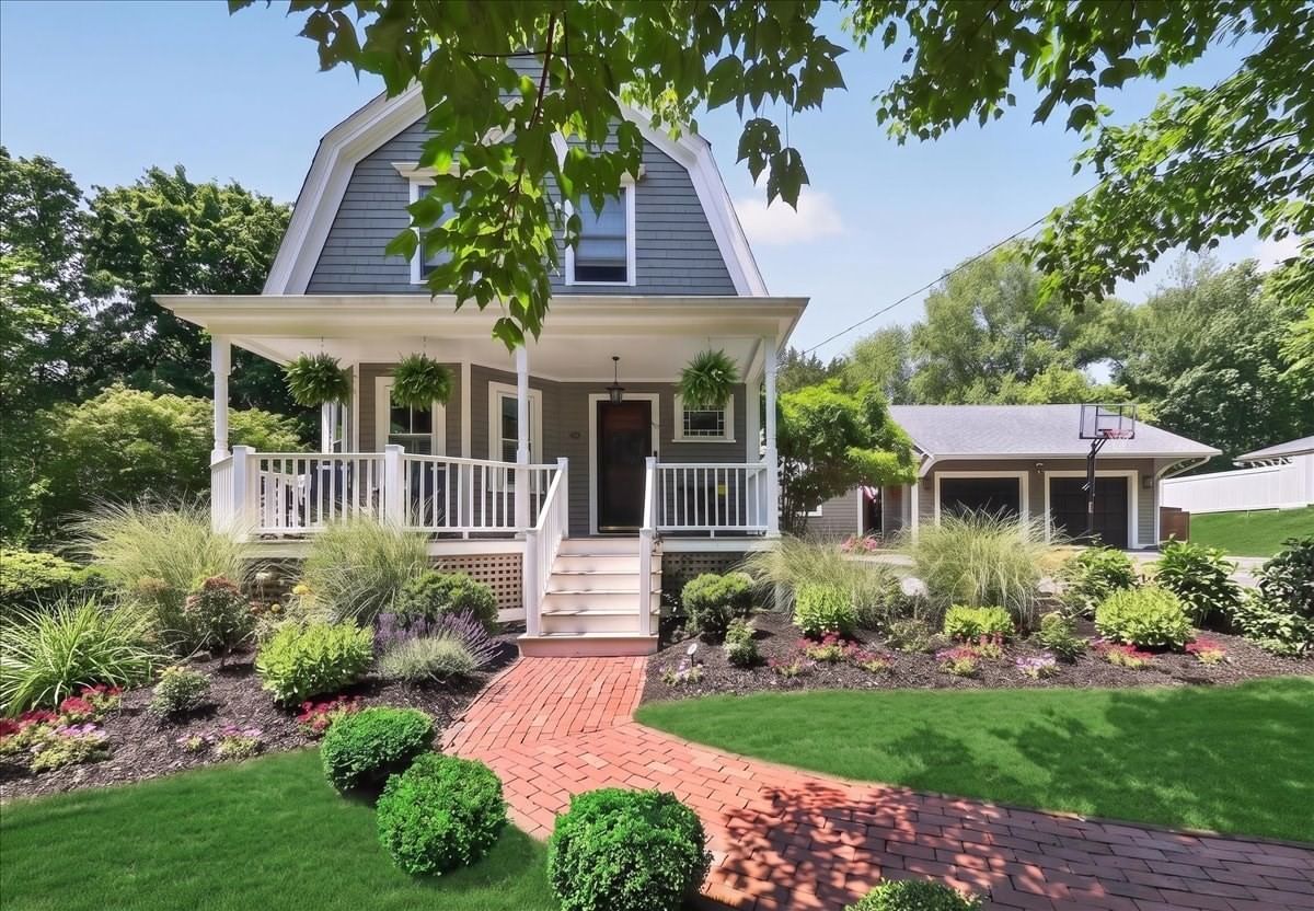 Property at 81 Hobart St, Hingham, MA 02043