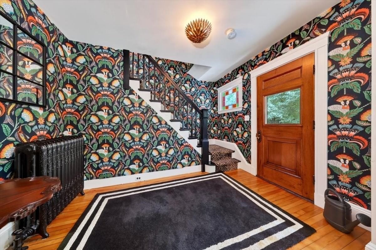 81 Hobart St Hingham — Photo 16 of 34