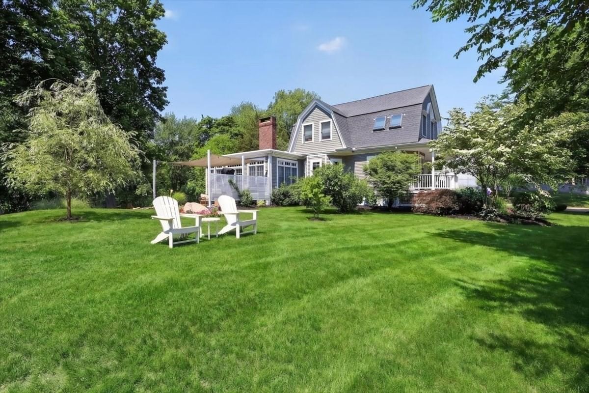 81 Hobart St Hingham — Photo 26 of 34