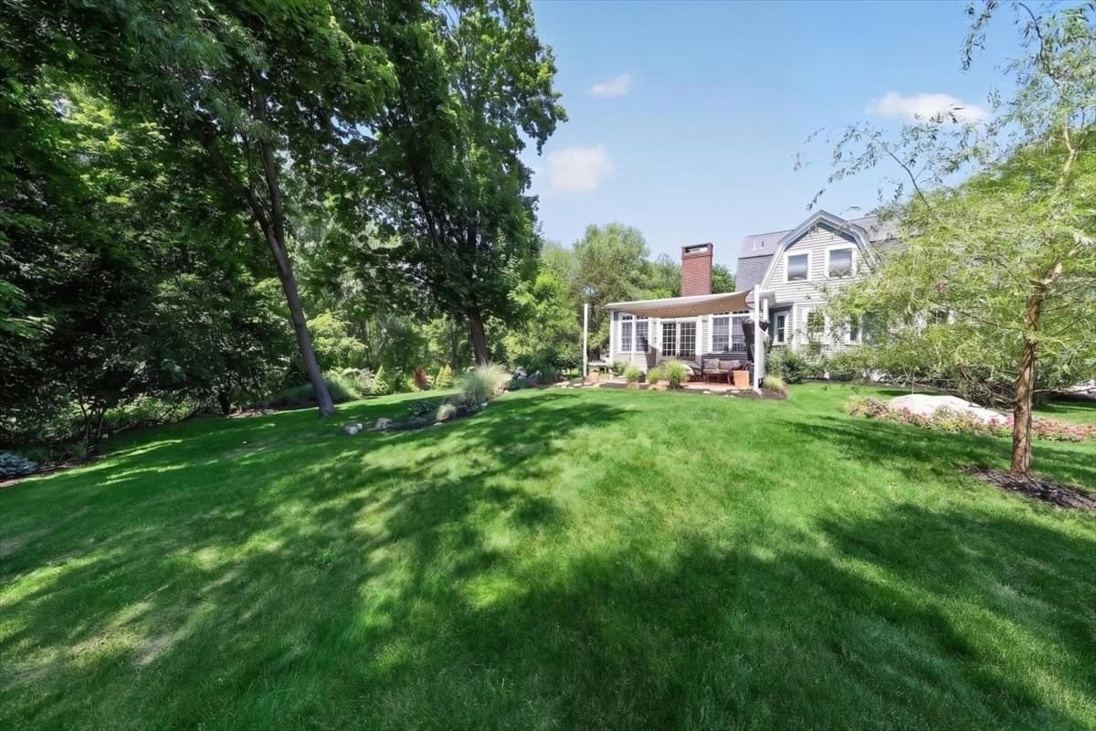 81 Hobart St Hingham — Photo 28 of 34