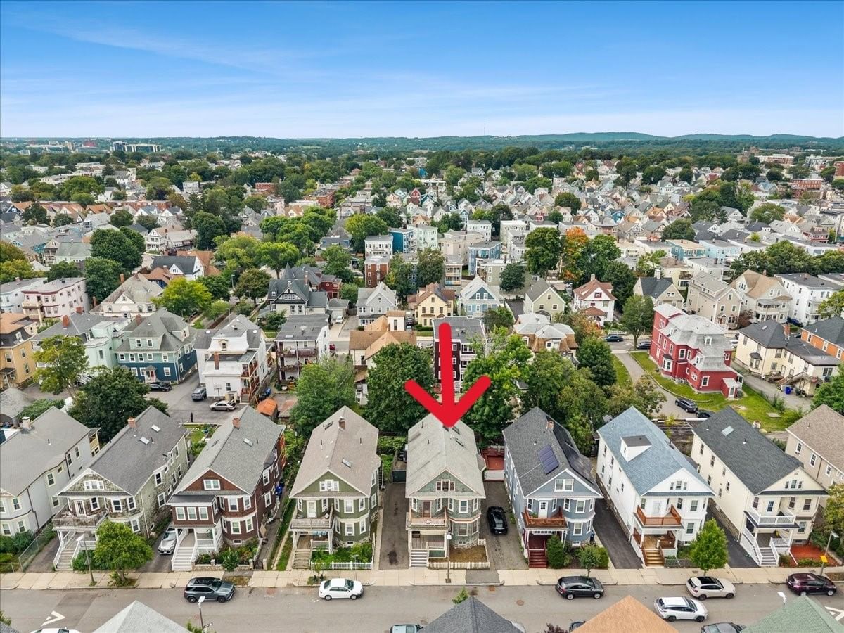 15 Whitten St Boston — Photo 3 of 42