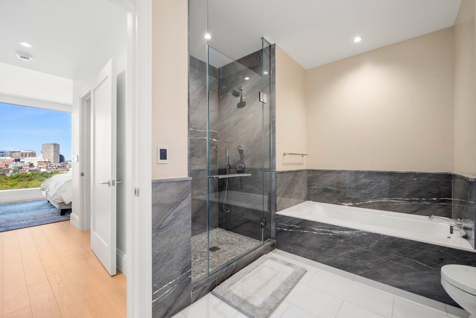 380 Harrison Ave #PH1H Boston — Photo 16 of 38