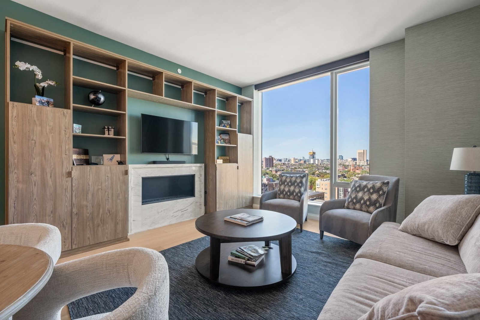 380 Harrison Ave #PH1H Boston — Photo 2 of 38