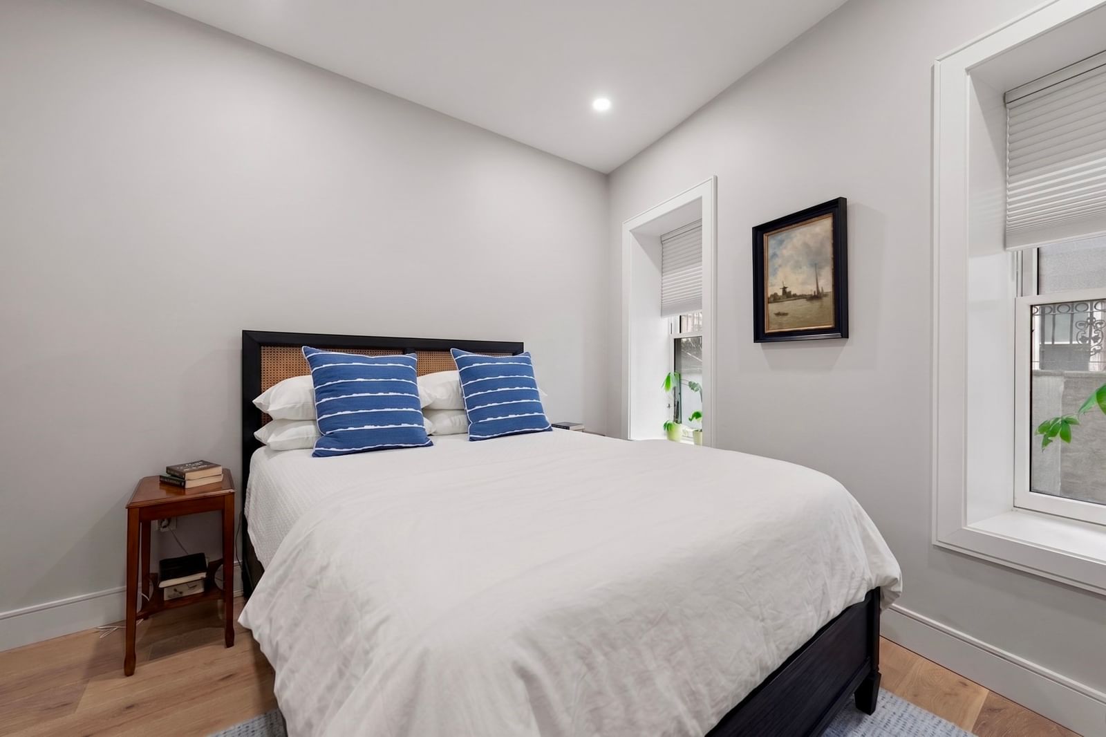 471 Hanover St #2 Boston — Photo 6 of 12