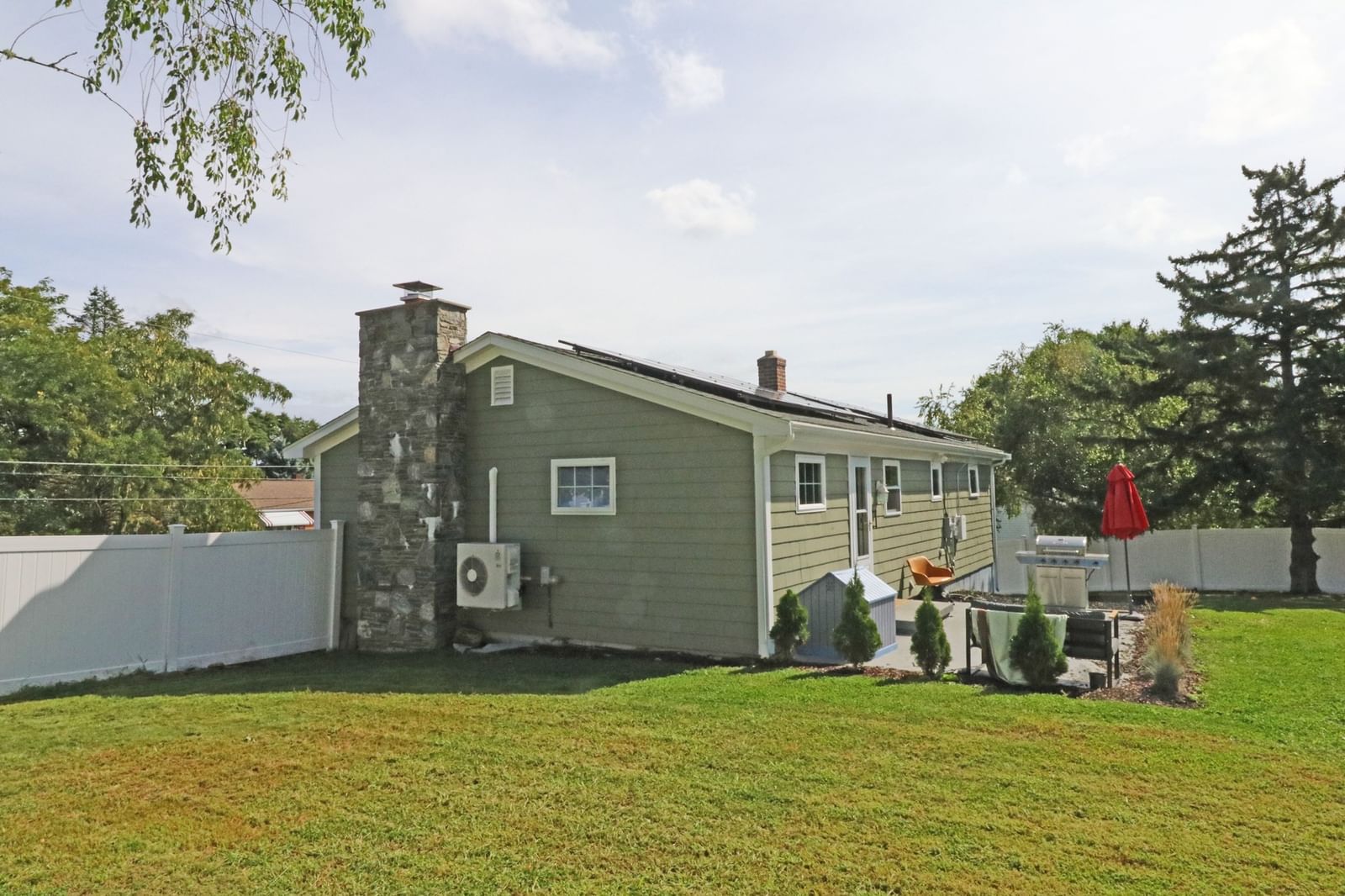 85 Forsyth Ave Somerset — Photo 10 of 41