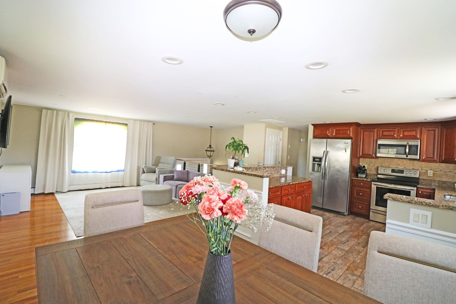 85 Forsyth Ave Somerset — Photo 16 of 41