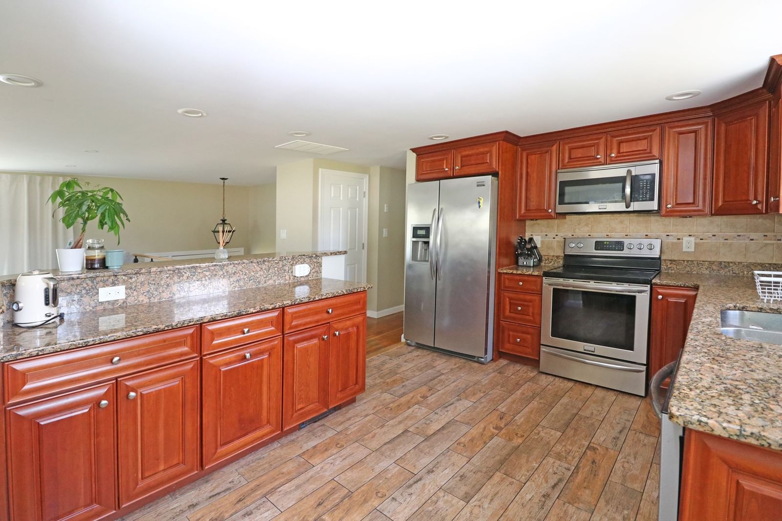 85 Forsyth Ave Somerset — Photo 21 of 41
