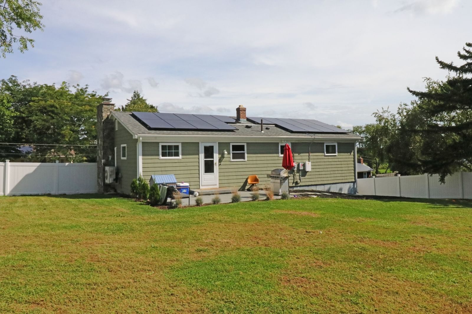 85 Forsyth Ave Somerset — Photo 8 of 41