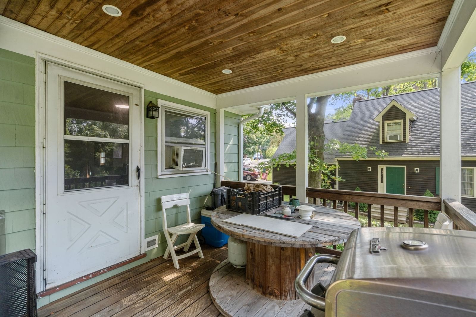 10 Everett St Maynard — Photo 3 of 29