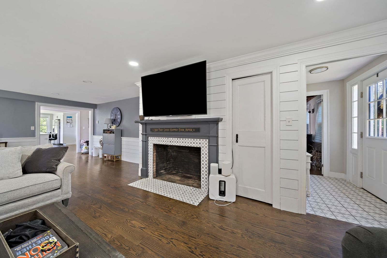 139 Washington Street East Bridgewater — Photo 10 of 27