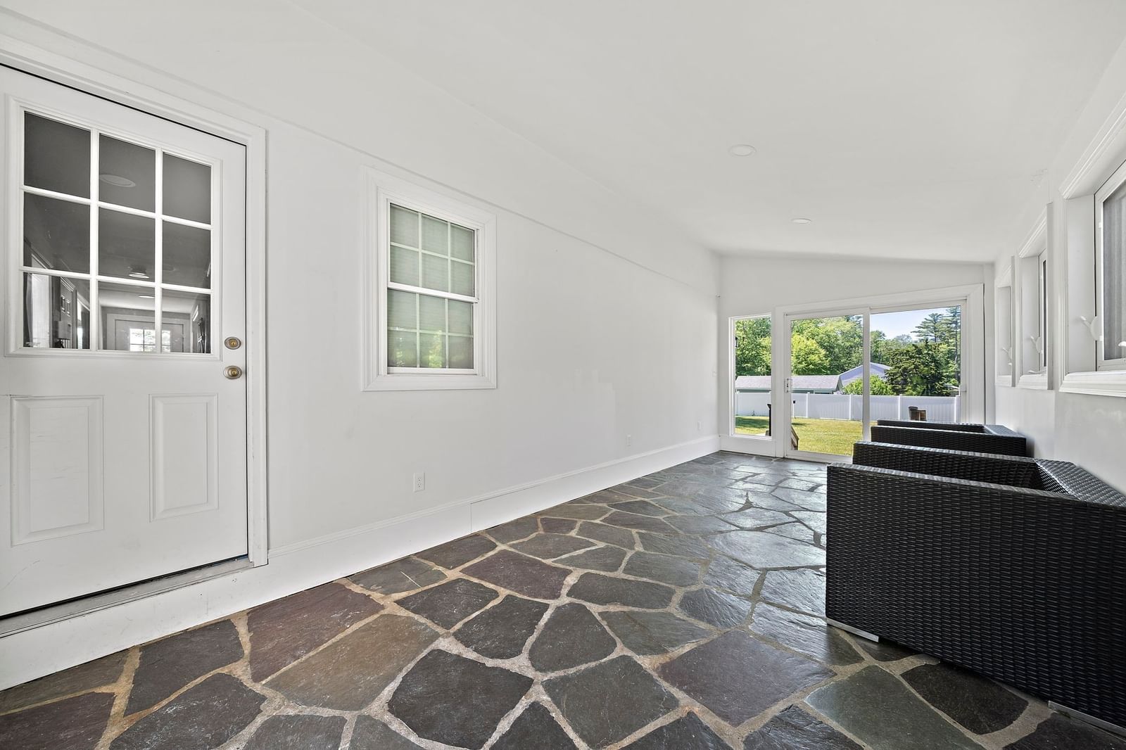 139 Washington Street East Bridgewater — Photo 17 of 27