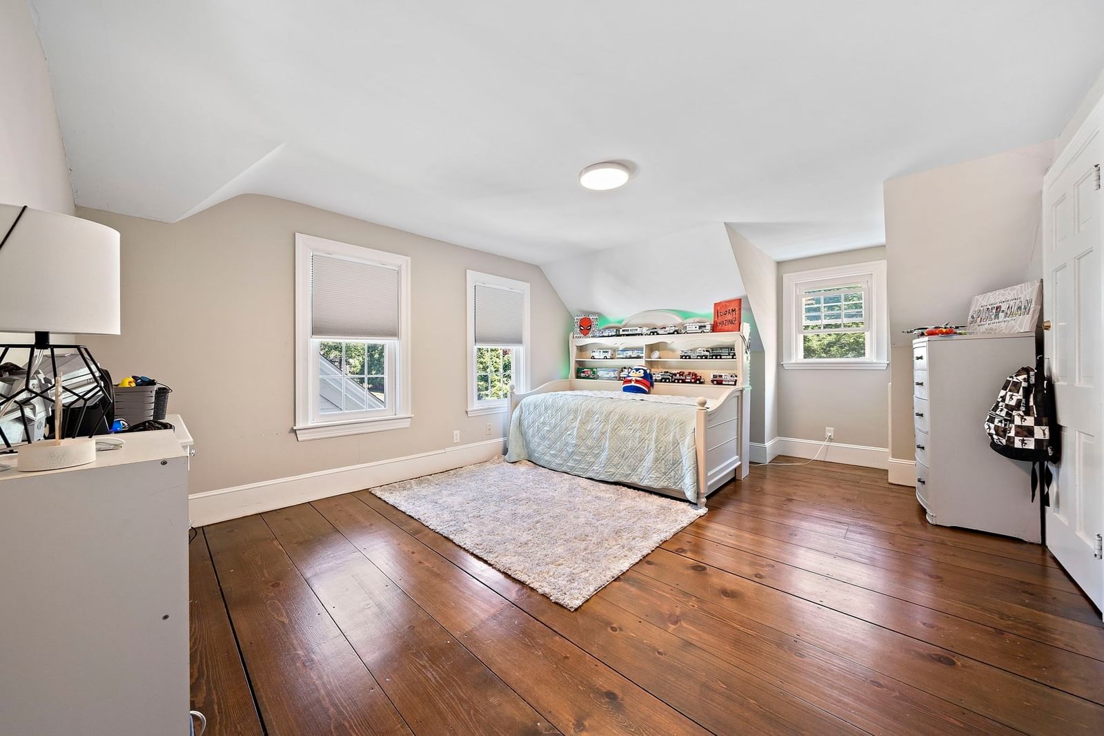 139 Washington Street East Bridgewater — Photo 23 of 27