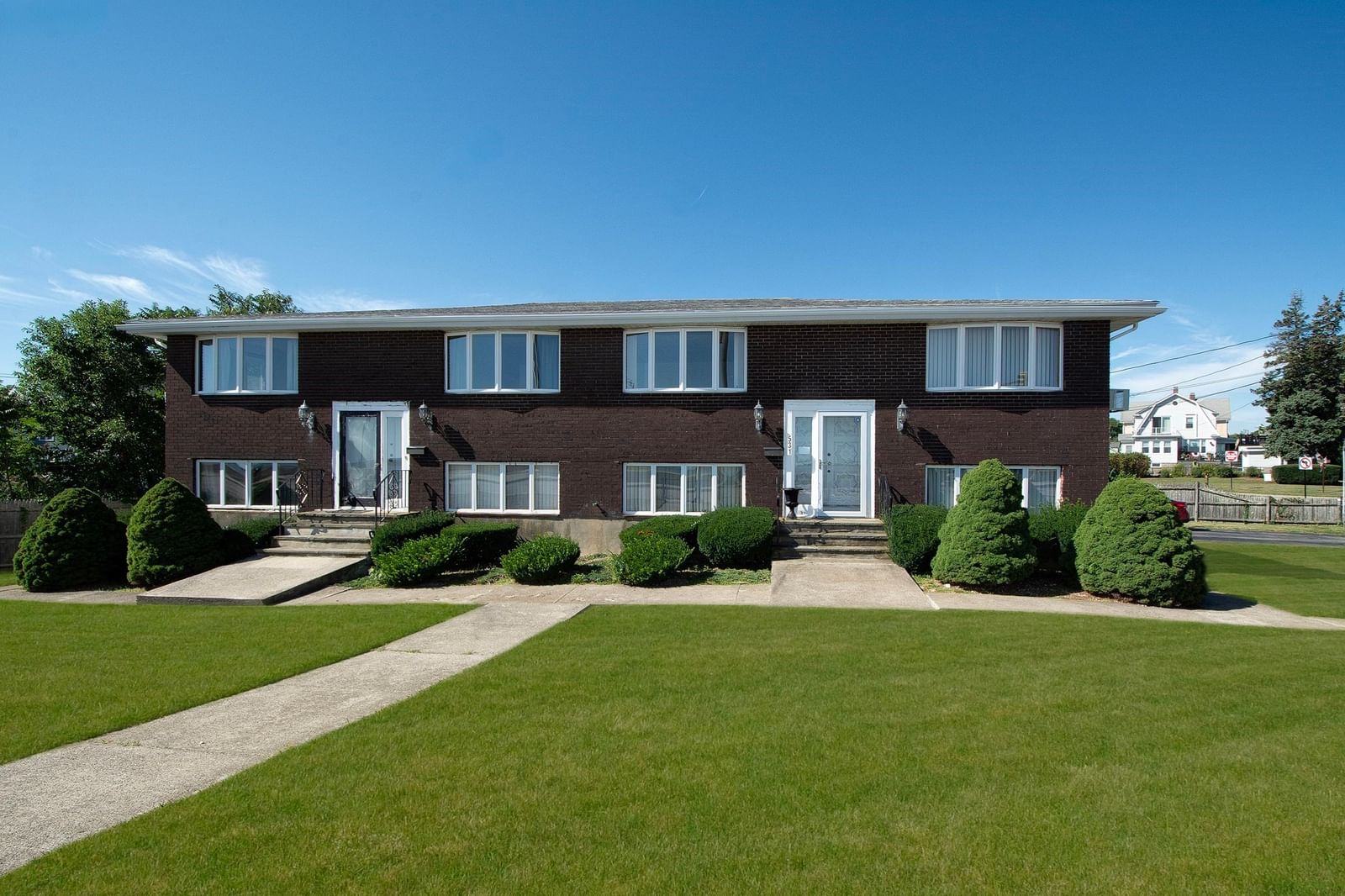 531 Quincy Shore Drive Quincy — Photo 3 of 42