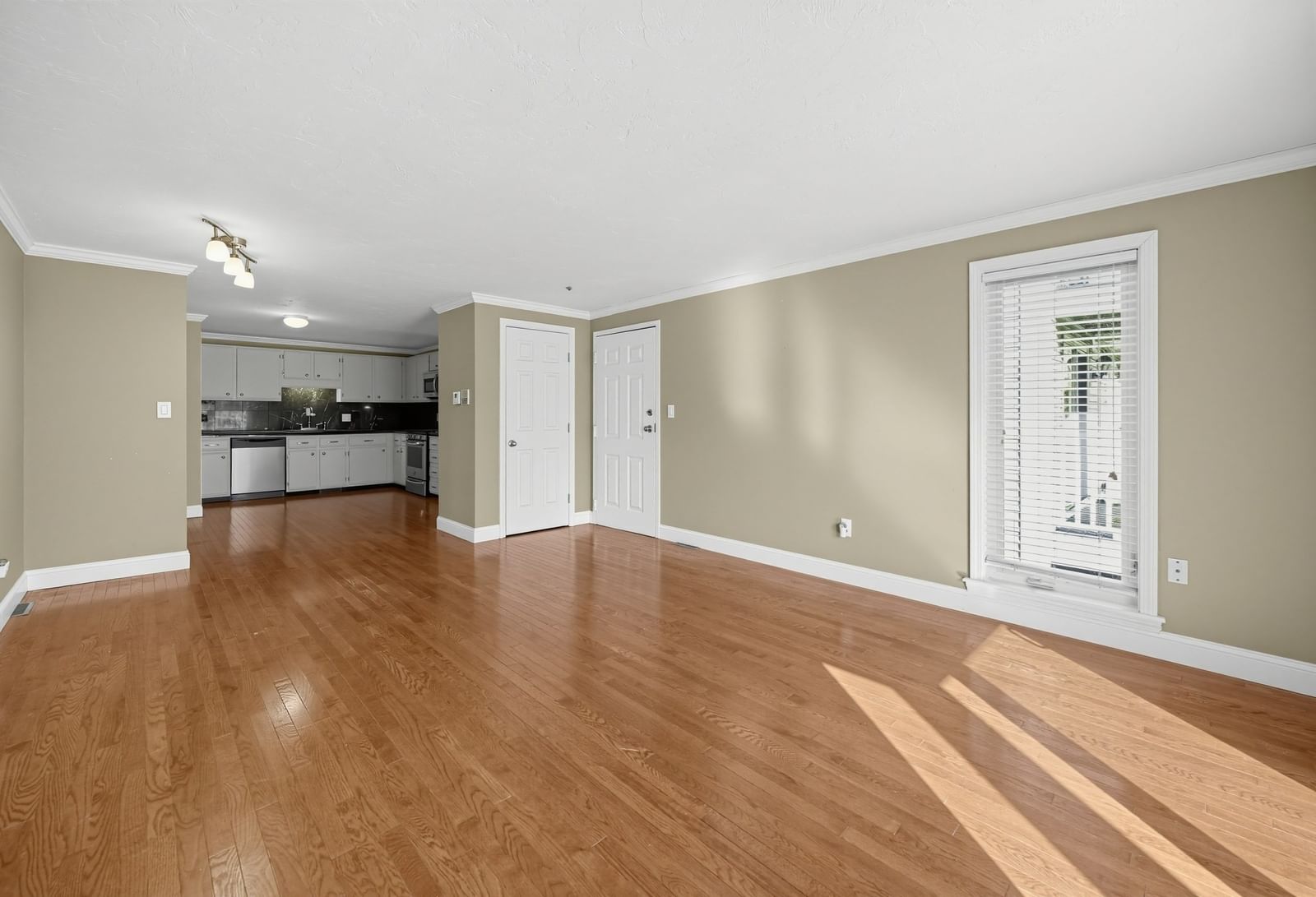 144 Hart St #2 Taunton — Photo 5 of 23