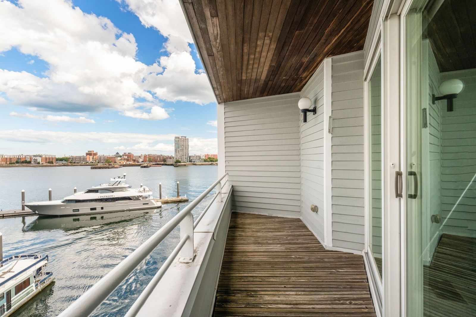 31 Constellation Wharf #31 Boston — Photo 26 of 41