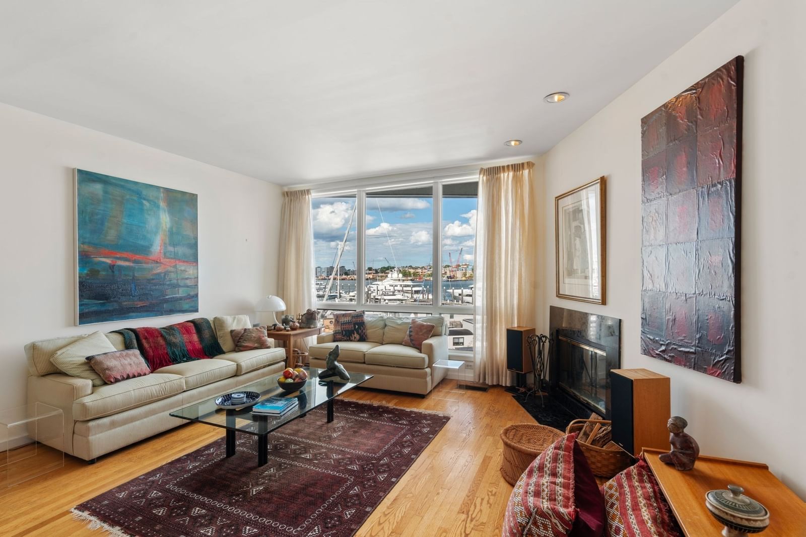 31 Constellation Wharf #31 Boston — Photo 6 of 41