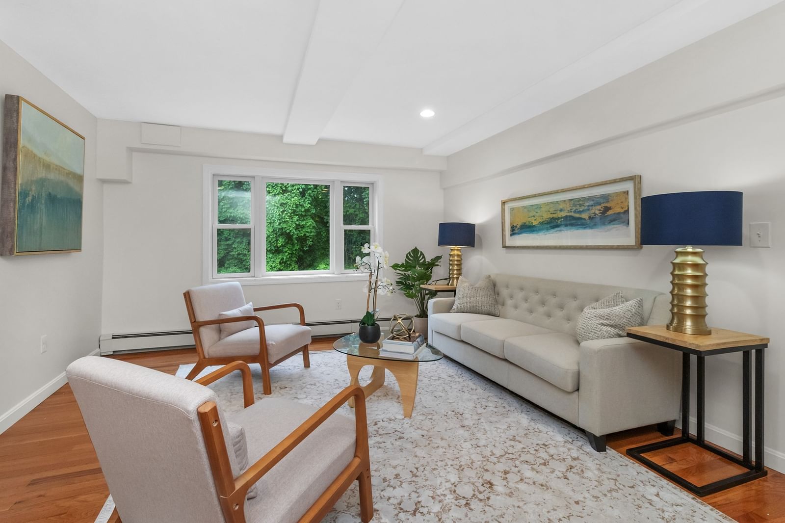 17 Churchill Rd Winchester — Photo 7 of 37