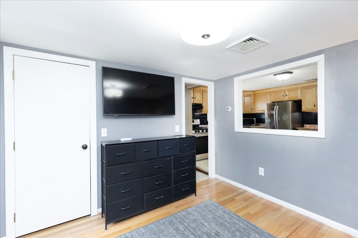 8 Judith Road Peabody — Photo 11 of 42