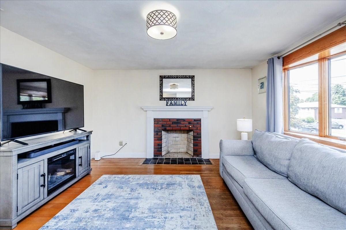 8 Judith Road Peabody — Photo 6 of 42